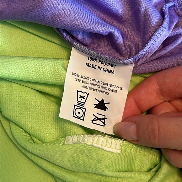 RunDisney 2022 Princess Half Marathon shirt (size women’s S) - Picture 6 of 6